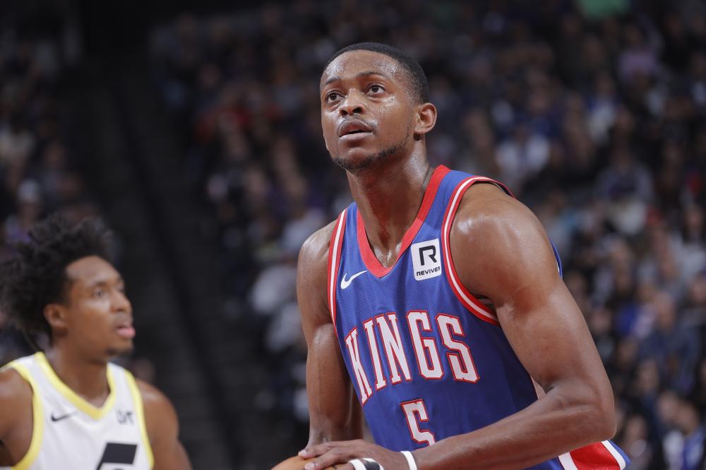 成龙新片首 成龙新片首