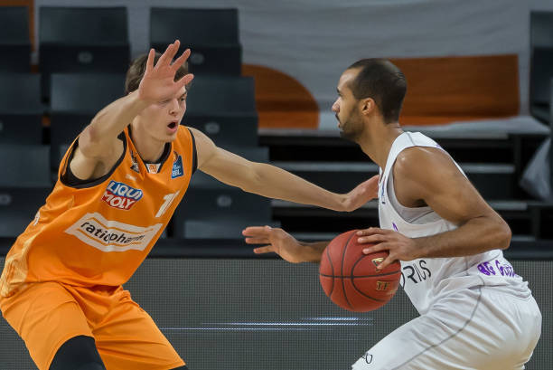 心阵容的身 心阵容的身